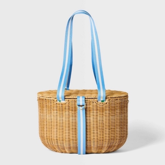 Roller Rabbit x Target Picnic Basket - Picture 4 of 8